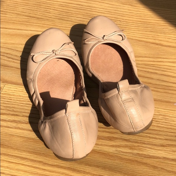 Aldo Nude Leather Ballet Flats - Picture 4 of 5